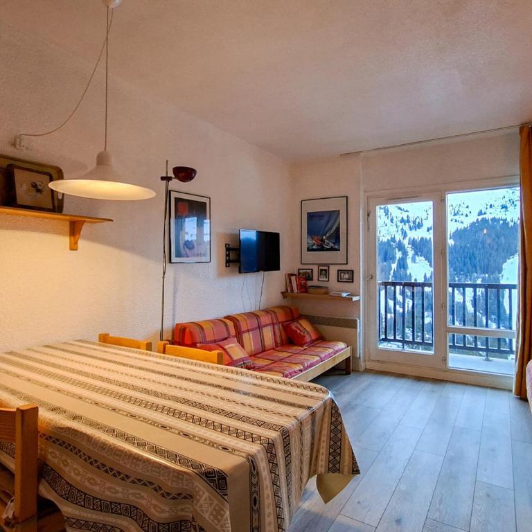 Studio lumineux avec balcon et casier à ski proche des pistes - FR-1-425-185 - Studio - 5