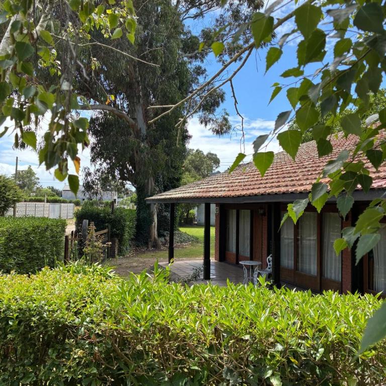 Fuegos del Sur, Acantilados - Three-Bedroom House - 4