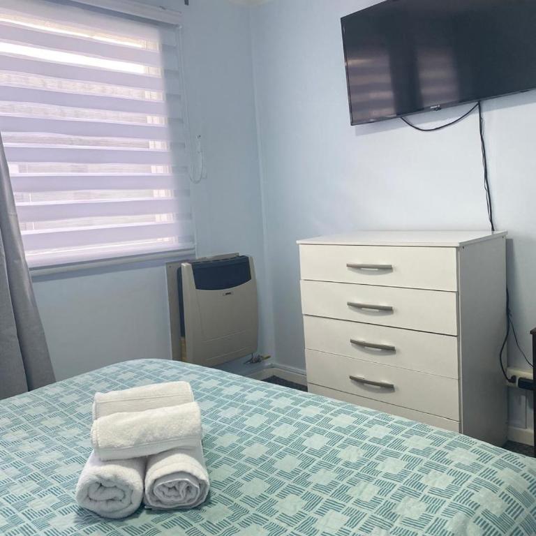 Hostal Like Home - Habitación Doble con baño privado - 26