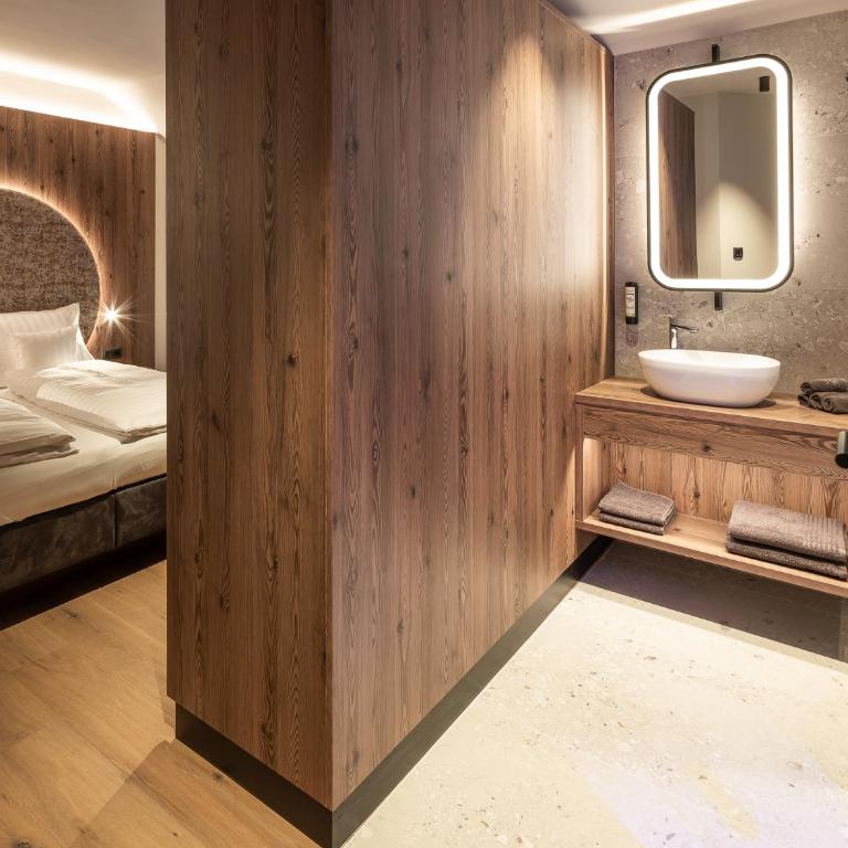 Corones Suites - Dolomites Residence - Appartamento con 2 Camere da Letto - 2
