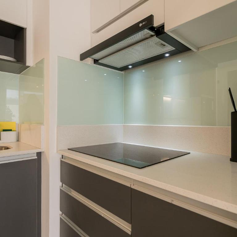 Luxury 2BR Suite Providencia Prime City Views - Apartment - 17