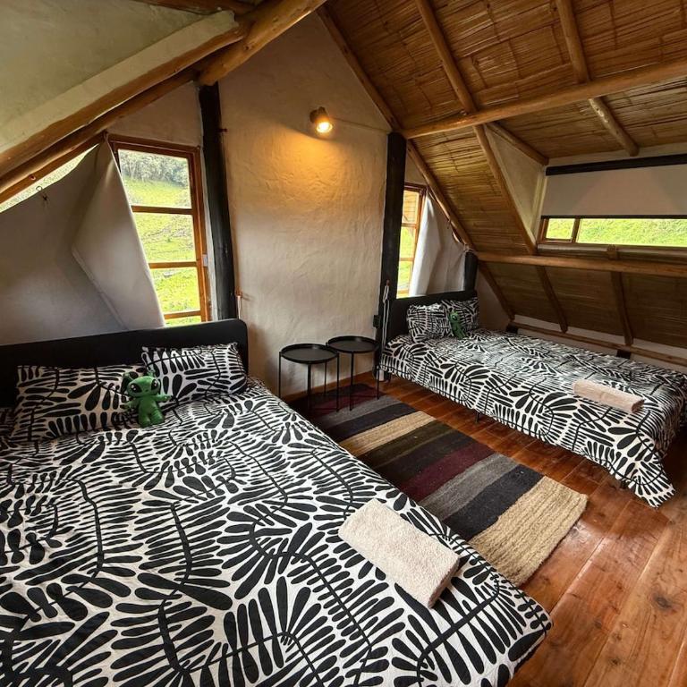 Cabaña Yarumero OVNI en las Montañas Tabio - Chalet de 3 dormitorios - 2