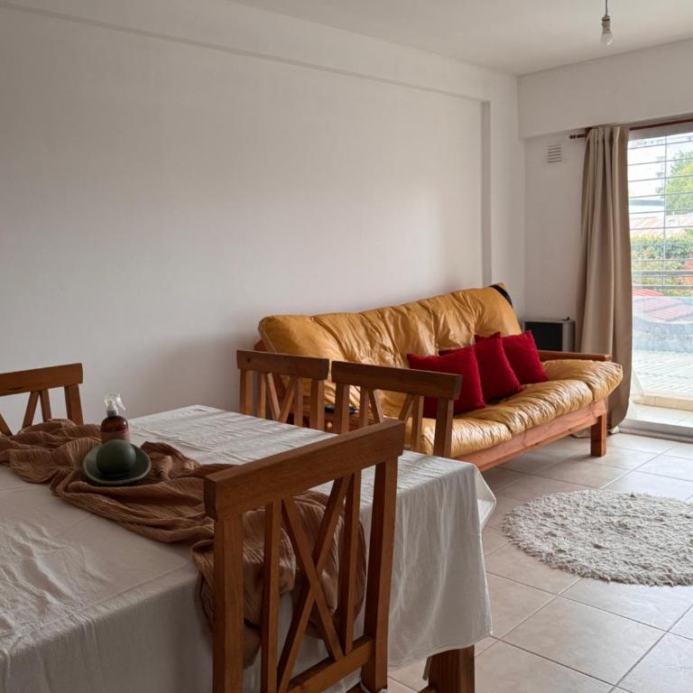 Departamento Microcentro a pasos de Neoclinica - Apartamento de 1 dormitorio - 8