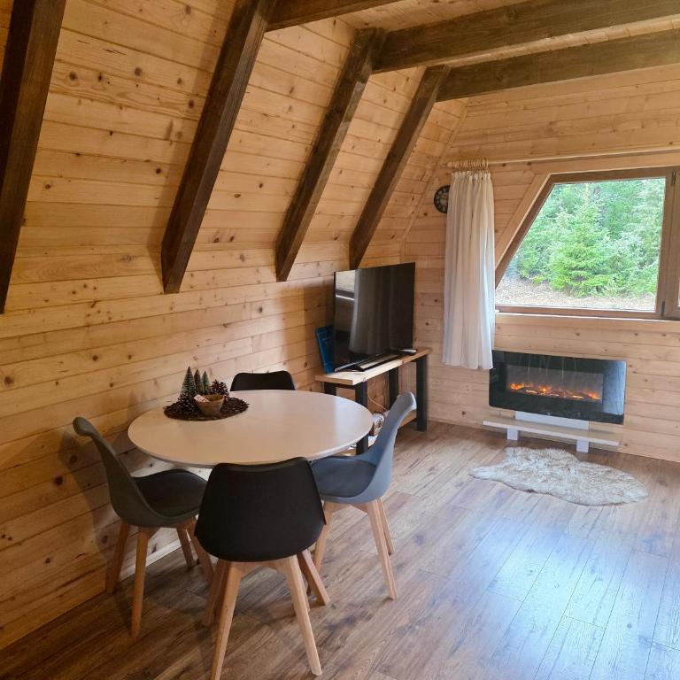 Mountain Houses Emilija - One-Bedroom House - 49