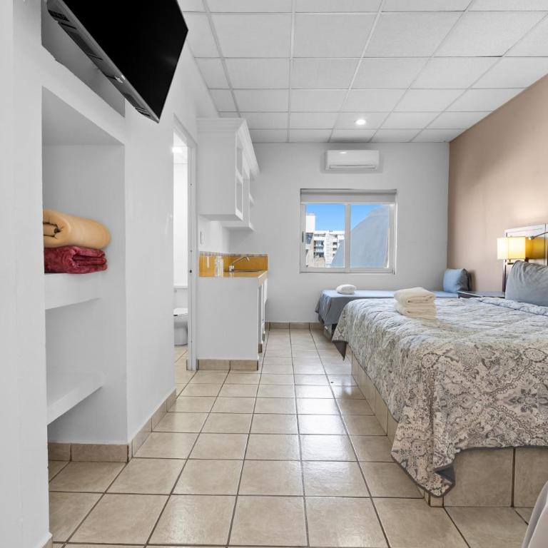 Mansion Orozco by Monyxbnb - Chambre Triple avec Salle de Bains Privative - 1