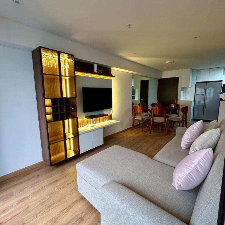 Modern room by the sea - One-Bedroom Apartment - 1