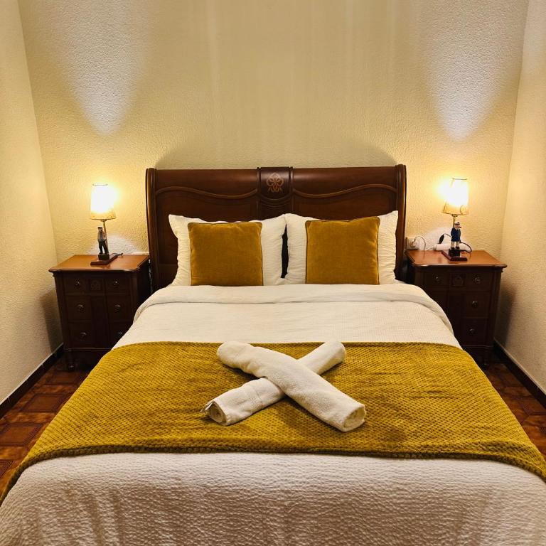 Family Apartment in Alicante Center - Three-Bedroom Apartment - 9