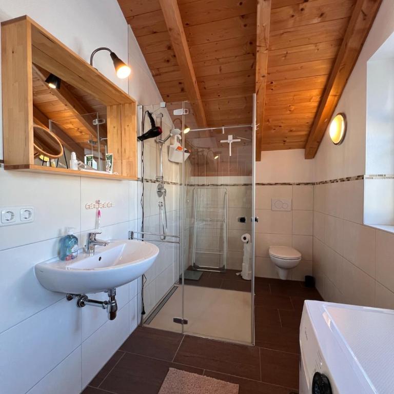 Hasenchalet Ruhpolding Whg1 70m2 6 Pers Chiemgau Karte - Apartment mit 2 Schlafzimmern - 4