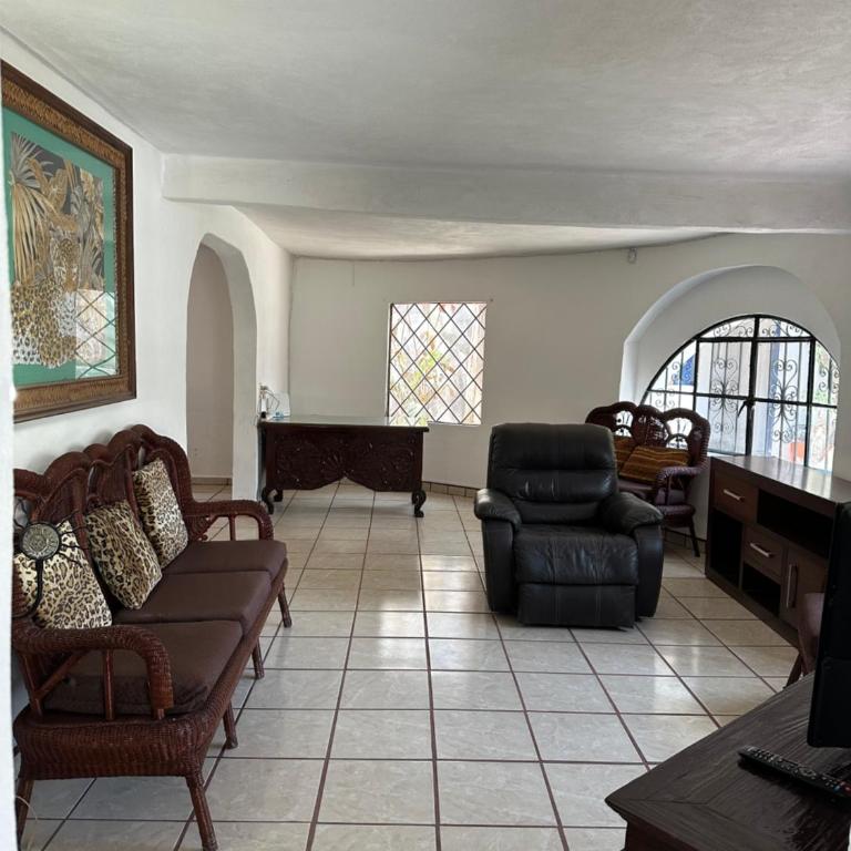 Casa Silemi - Six-Bedroom House - 13