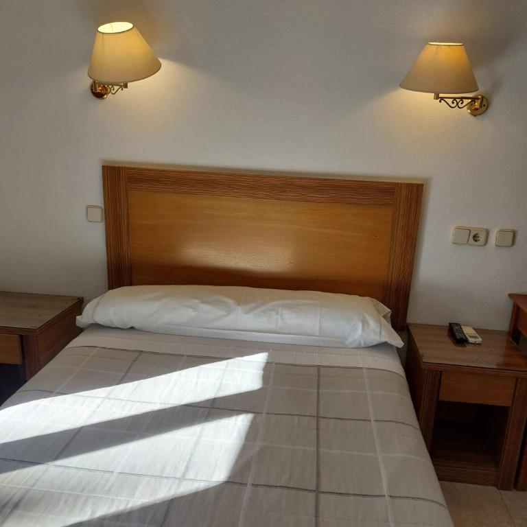 Hostal Rivera Atocha 79 - Double Room - 3