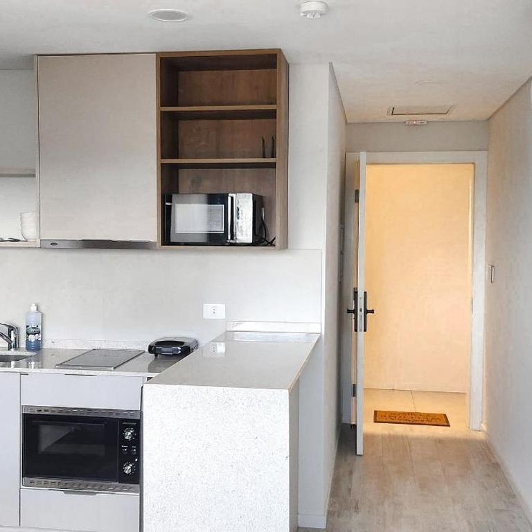 Moderno y equipado, cerca del Paseo la Galeria - Apartamento - 9