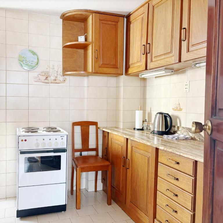 Apartamento con hermosa vista y soleado en Sopocachi - Two-Bedroom Apartment with City View - 8