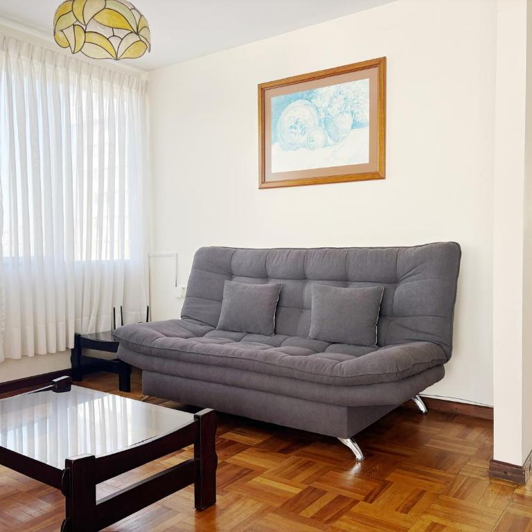 Apartamento con hermosa vista y soleado en Sopocachi - Two-Bedroom Apartment with City View - 20