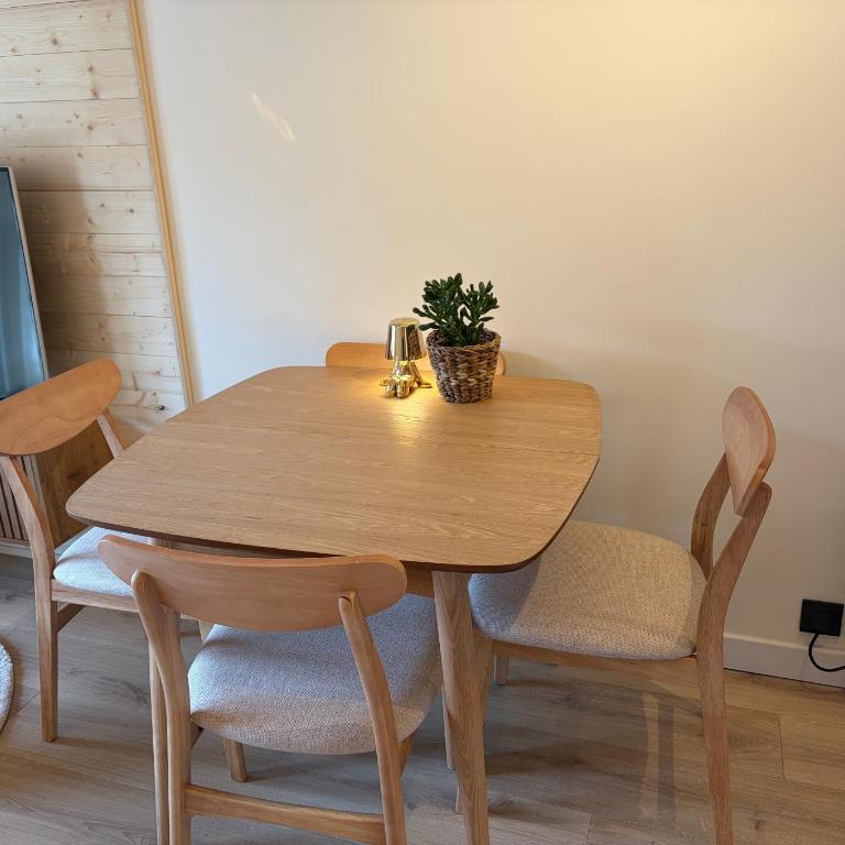 Charmant duplex Proche station - Appartement 1 Chambre - 10