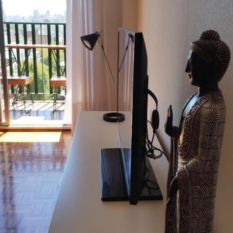 Muy luminoso, amplio y tranquilo con hermoso balcón - Apartamento de 1 dormitorio - 3