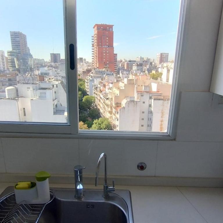 Muy luminoso, amplio y tranquilo con hermoso balcón - Apartamento de 1 dormitorio - 20