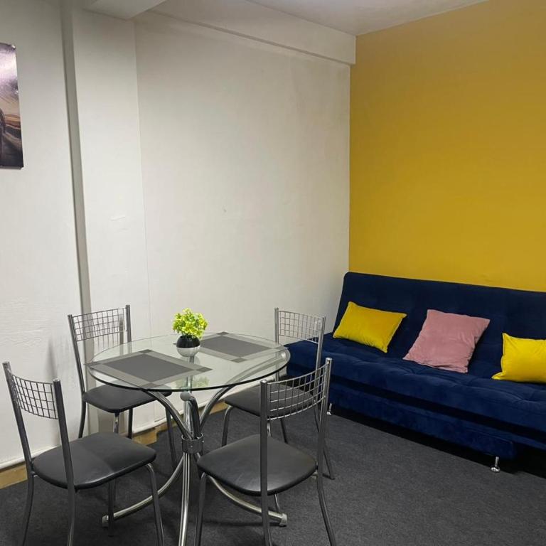 Bonito Dpto con Vista al Centro 1 Min de la Plaza - One-Bedroom Apartment - 12