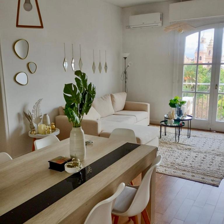 Hermoso departamento ubicación privilegiada - Two-Bedroom Apartment - 2