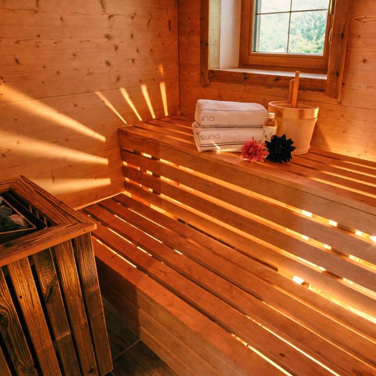 HOCHEBEN - Balcony & Private Sauna - Apartment mit 3 Schlafzimmern und Bergblick - 12