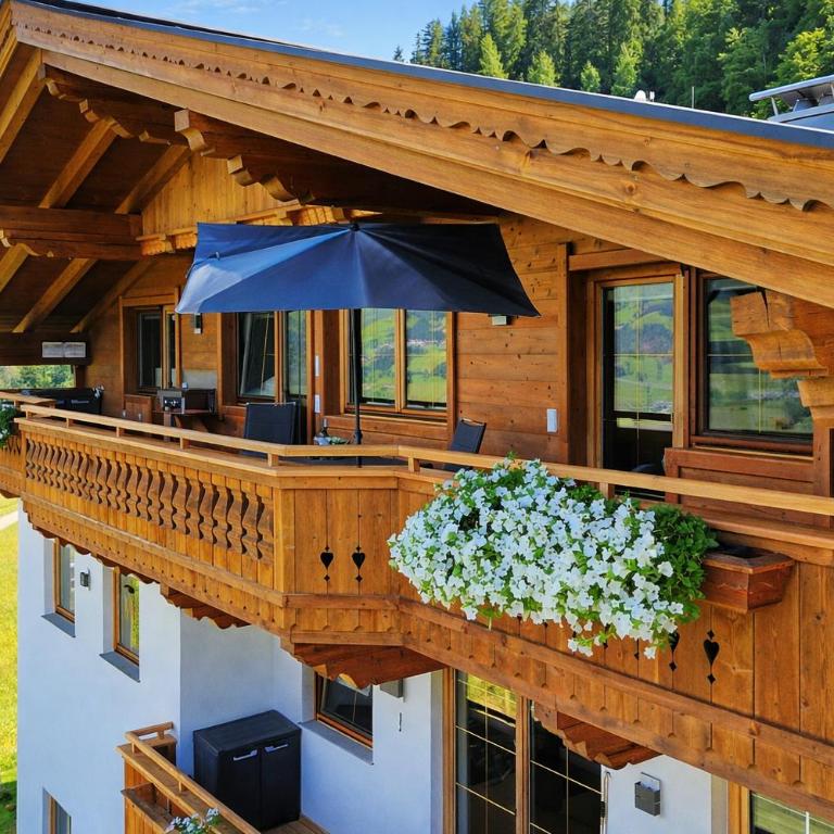 HOCHEBEN - Balcony & Private Sauna - Apartment mit 3 Schlafzimmern und Bergblick - 8
