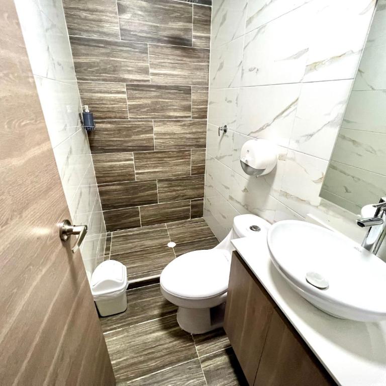 Hotel Bello Horizonte - Family Room - 12