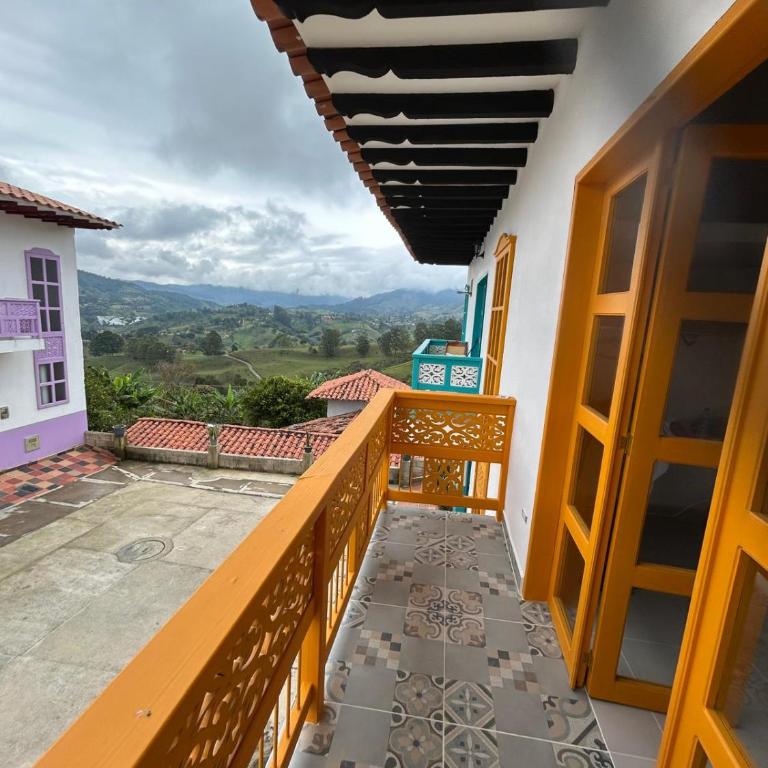 Jerico Poets Balcony House - Two-Bedroom House - 36