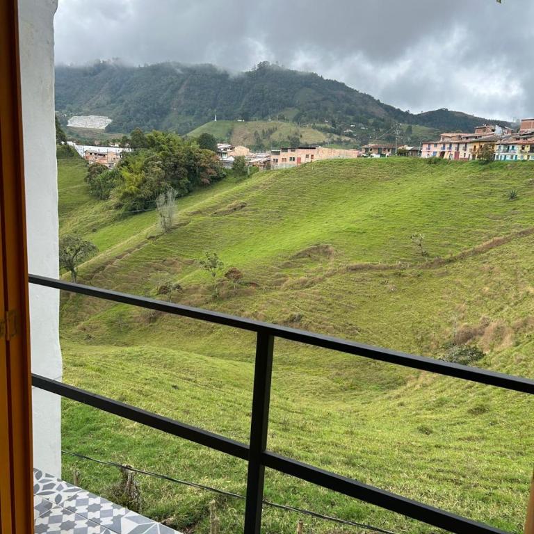 Jerico Poets Balcony House - Two-Bedroom House - 25