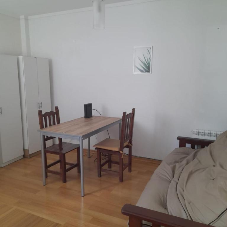 Dpto Familiar Amplio 2amb Plaza Mitre - Apartamento de 1 dormitorio - 7