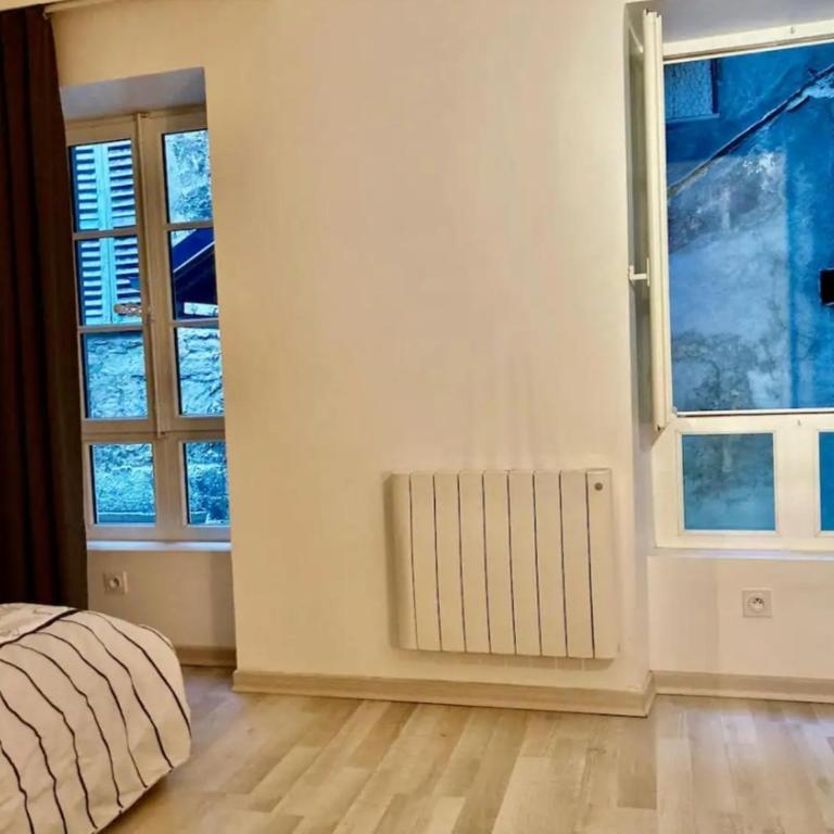 night light Appartement partagé - One-Bedroom Apartment - 8