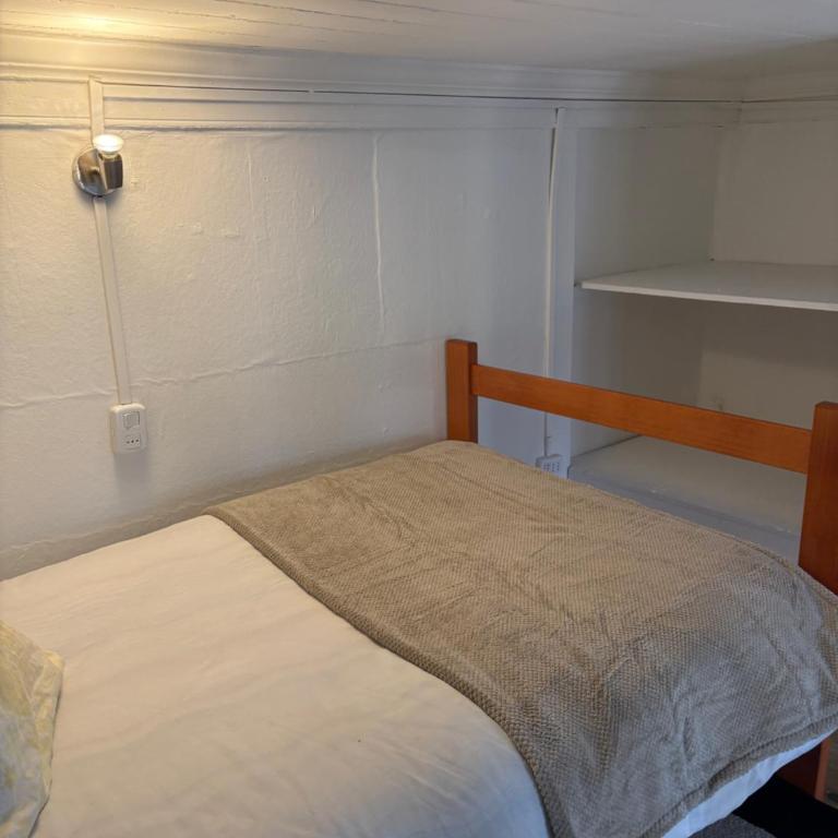 BBCasitaYellow-Hostal - Three-Bedroom Standard Apartment - 10