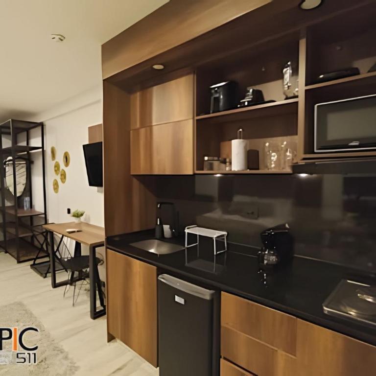 Epic Suite 511 Premium Airport - Superior King Suite - 24