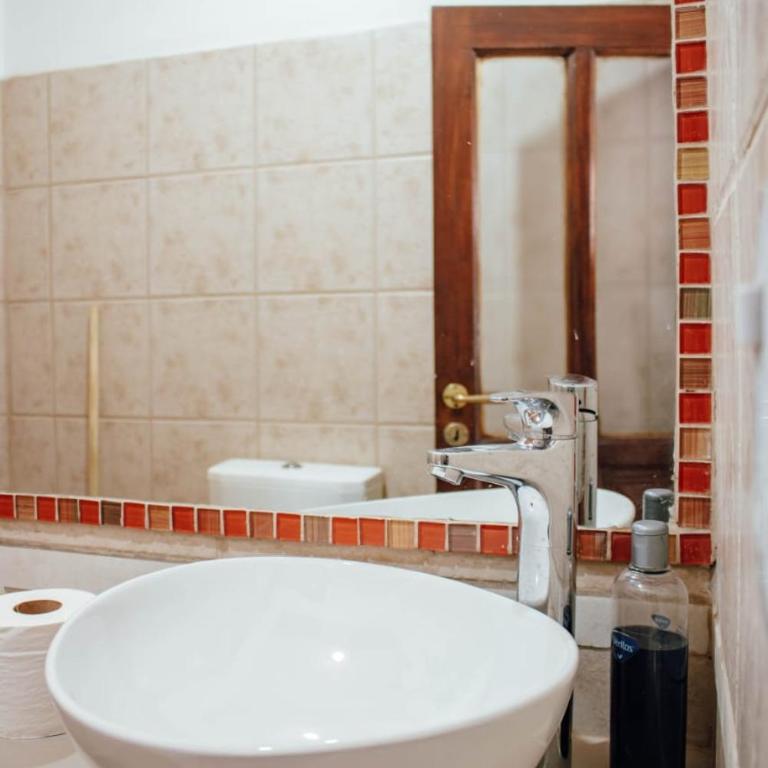 Hospedaje Económico La Quiaca - Two-Bedroom Apartment - 5