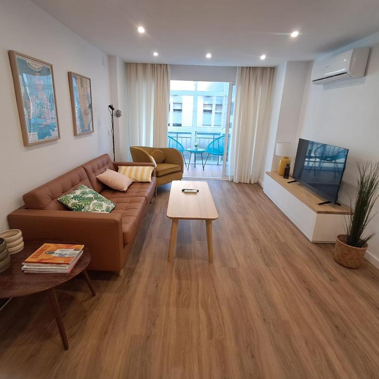 Central family apartment near the beach - Apartamento de 2 dormitorios - 19