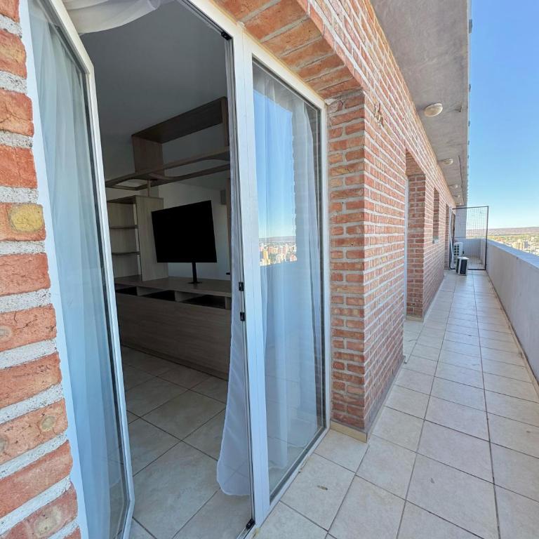 Departamentos amplios y luminosos en zona Leloir - Apartamento Deluxe de 1 dormitorio - 3