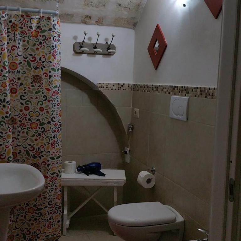 Casa Nave - Camera Quadrupla con Bagno Privato - 12
