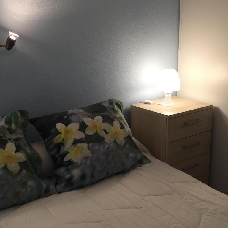 Rez-de-jardin avec Parking Privé pour 4 pers - FR-1-837-71 - Apartment - 8