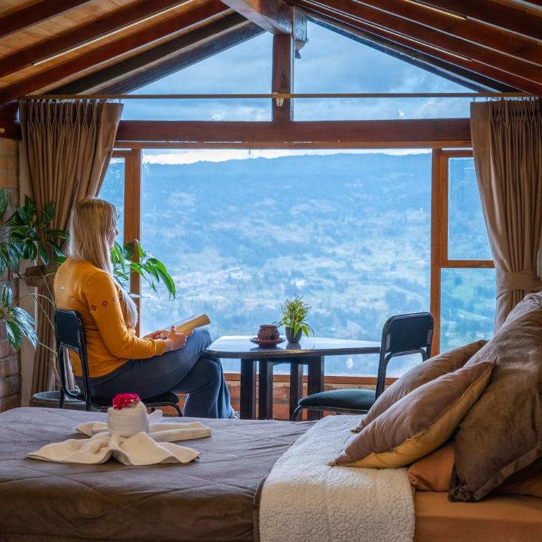 Intyari Lodge - Habitación Triple con vistas a la ciudad - 1