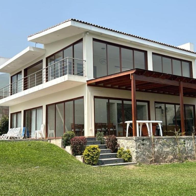 Welcome to our Pachacamac retreat - One-Bedroom Villa - 13