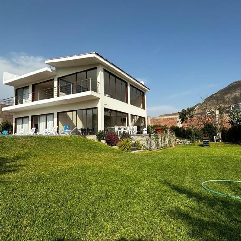 Welcome to our Pachacamac retreat - One-Bedroom Villa - 29