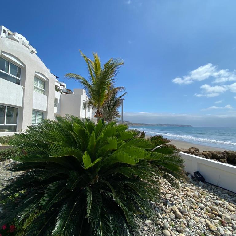 Departamentos Amoblados Frente al Mar Manta -PROINKASA - Apartment with Sea View - 9