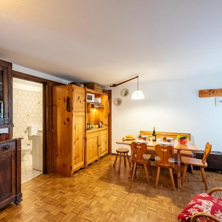 Graceful Apartment In Courmayeur - Happy Rentals - Appartement avec Balcon - 9