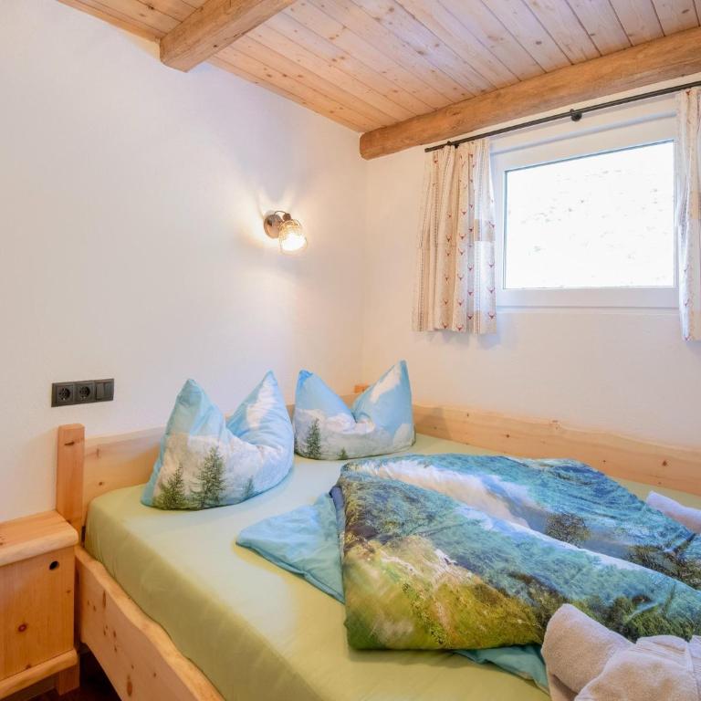 Cabin with sauna near Spieljoch Ski - Casa Vacanze con 2 Camere da Letto - 5