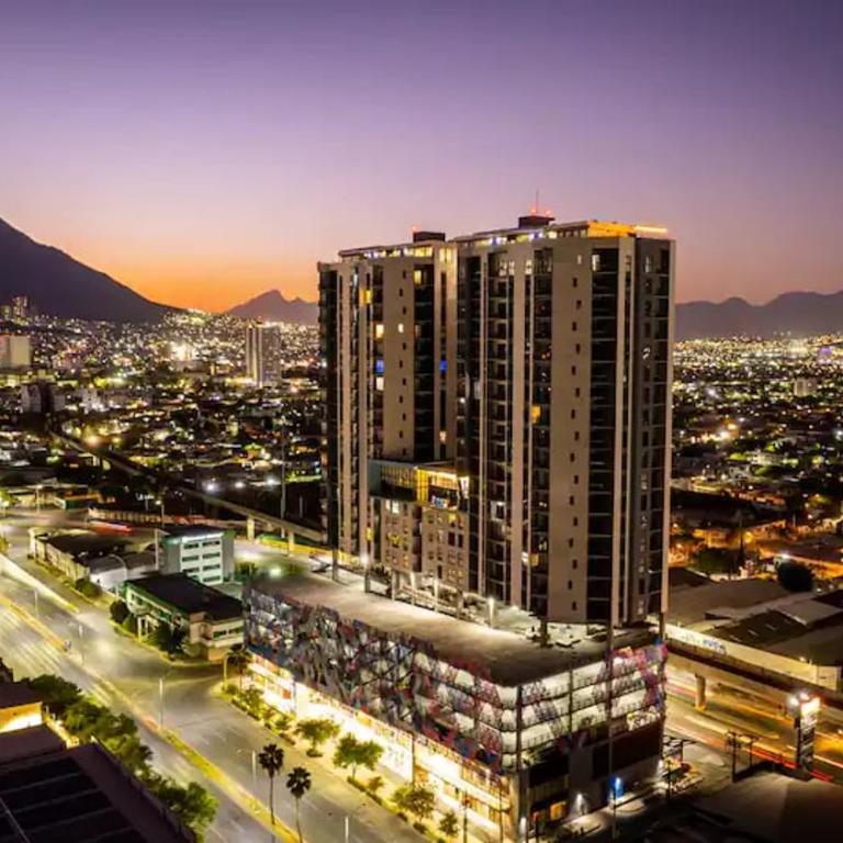 Top Modern & Exclusive Apartment with Private Parking - One-Bedroom Apartment - 2