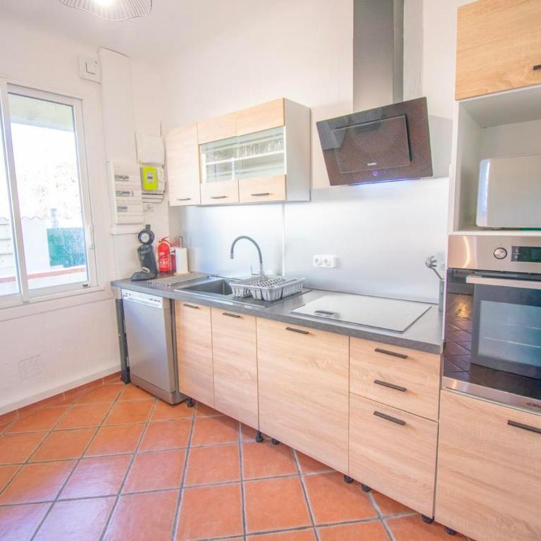Fréjus appart RDC AC Terrasse 8 pers - Appartement 3 Chambres - 6