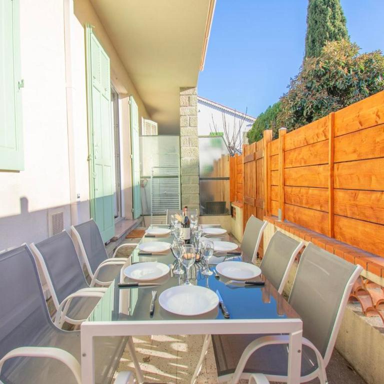 Fréjus appart RDC AC Terrasse 8 pers - Appartement 3 Chambres - 33