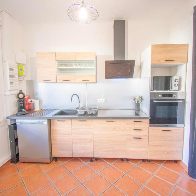 Fréjus appart RDC AC Terrasse 8 pers - Appartement 3 Chambres - 32