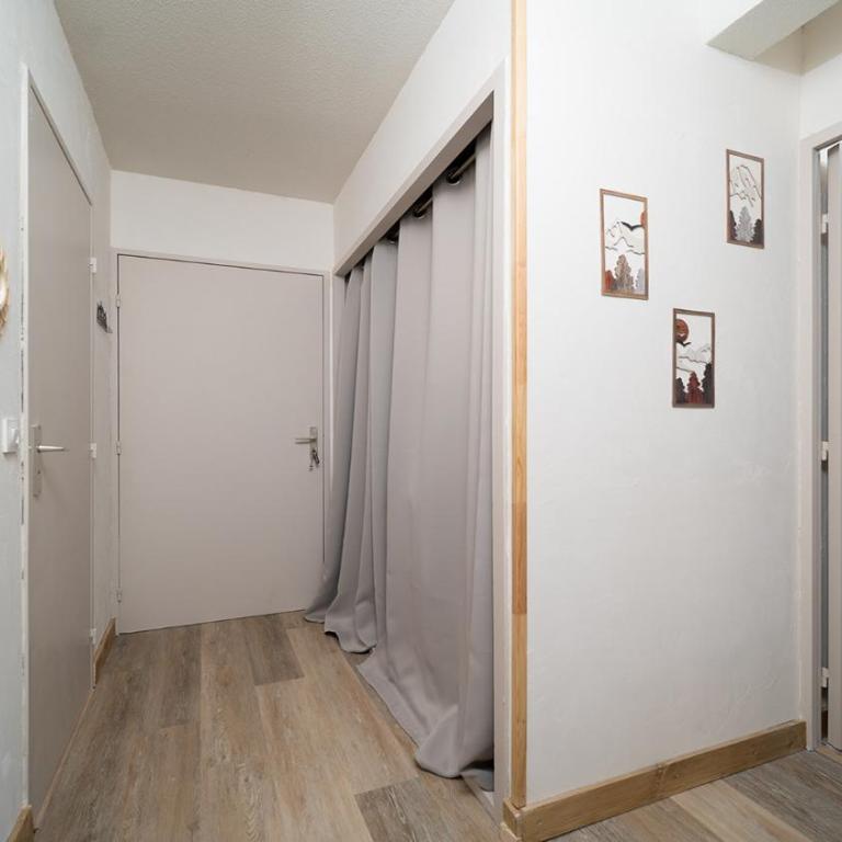 Petit ours I N 10 - 2P5 - Appartement - 3