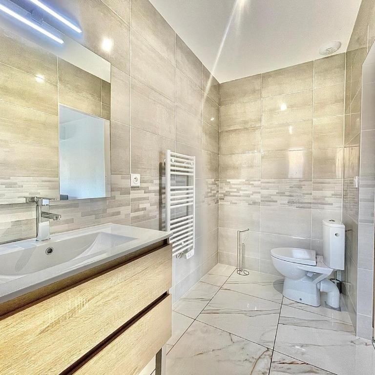 L'Actuel,New Studio, Parking, Air Conditioning - Deluxe Studio - 10