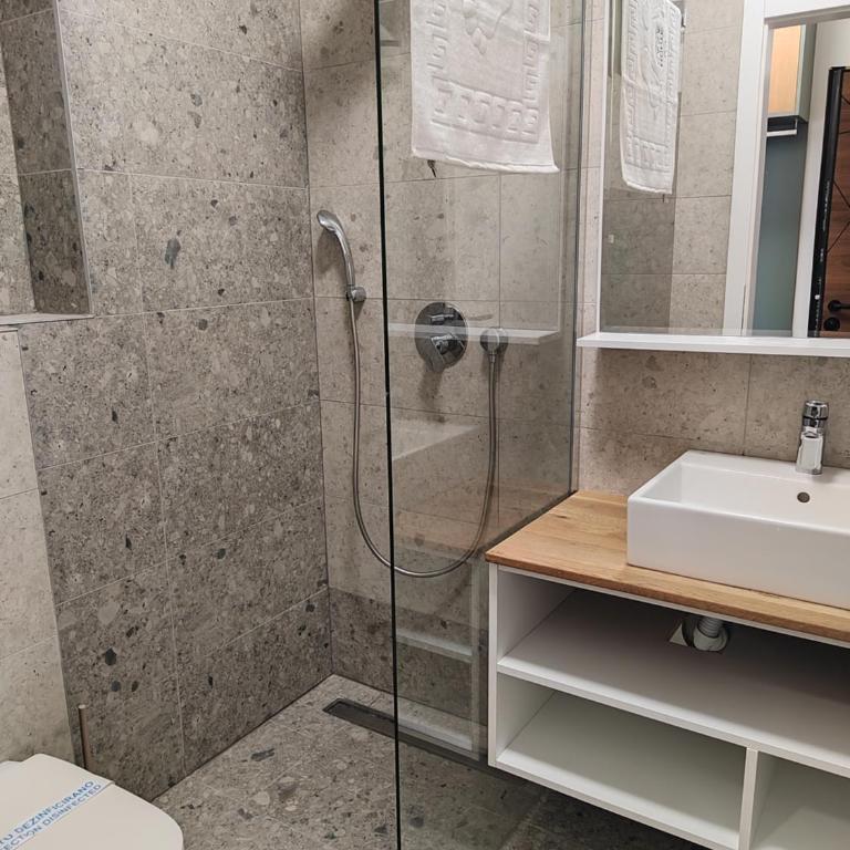 Monte Casa Jahorina - Two-Bedroom Apartment - 8