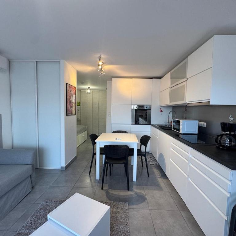 STUD Magali 4 - Studio mit Terrasse - 1